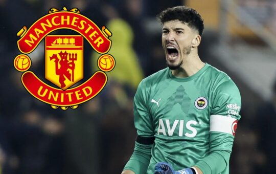 Altay Bayindir to Manchester United