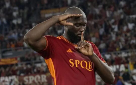 Romelu Lukaku breaks Ronaldo's record